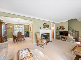 1155 Ford Rd, Lyndhurst, OH 44124