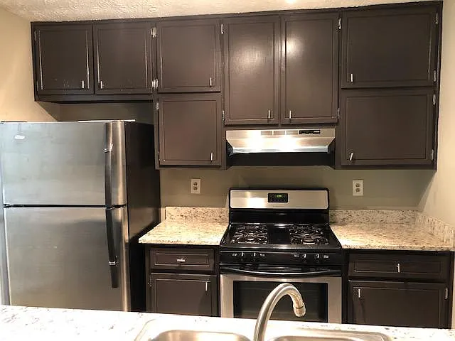 7015 Brentwood Ct #SIDE A — Photo 6
