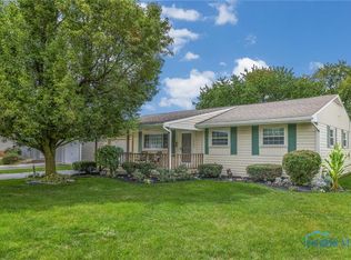 1906 Bolton St, Findlay, OH 45840