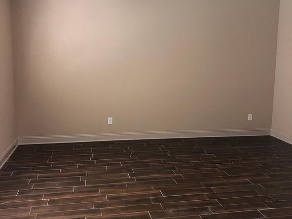 3rd image of 3605 Saint Louis Ave