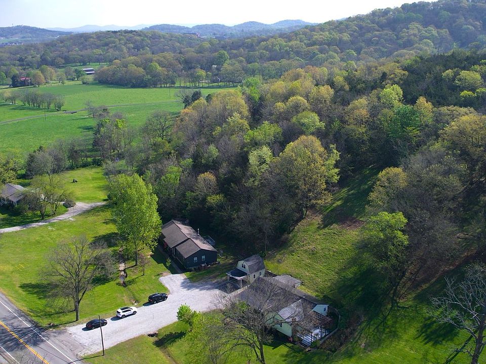 1st image of 1615 Lewisburg Pike