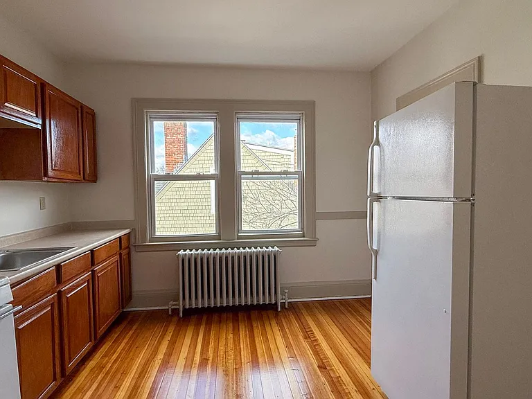 46 Grace St — Photo 35