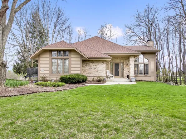 S79W19225 River Oaks COURT, Muskego, WI 53150