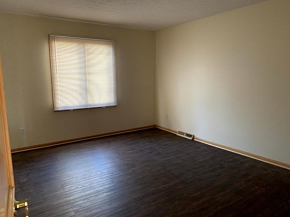 5th image of 24046 Stonehedge Dr