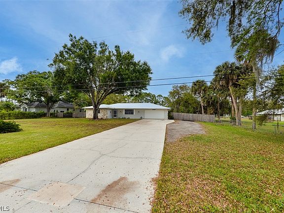 3rd image of 15581 Old Olga Rd