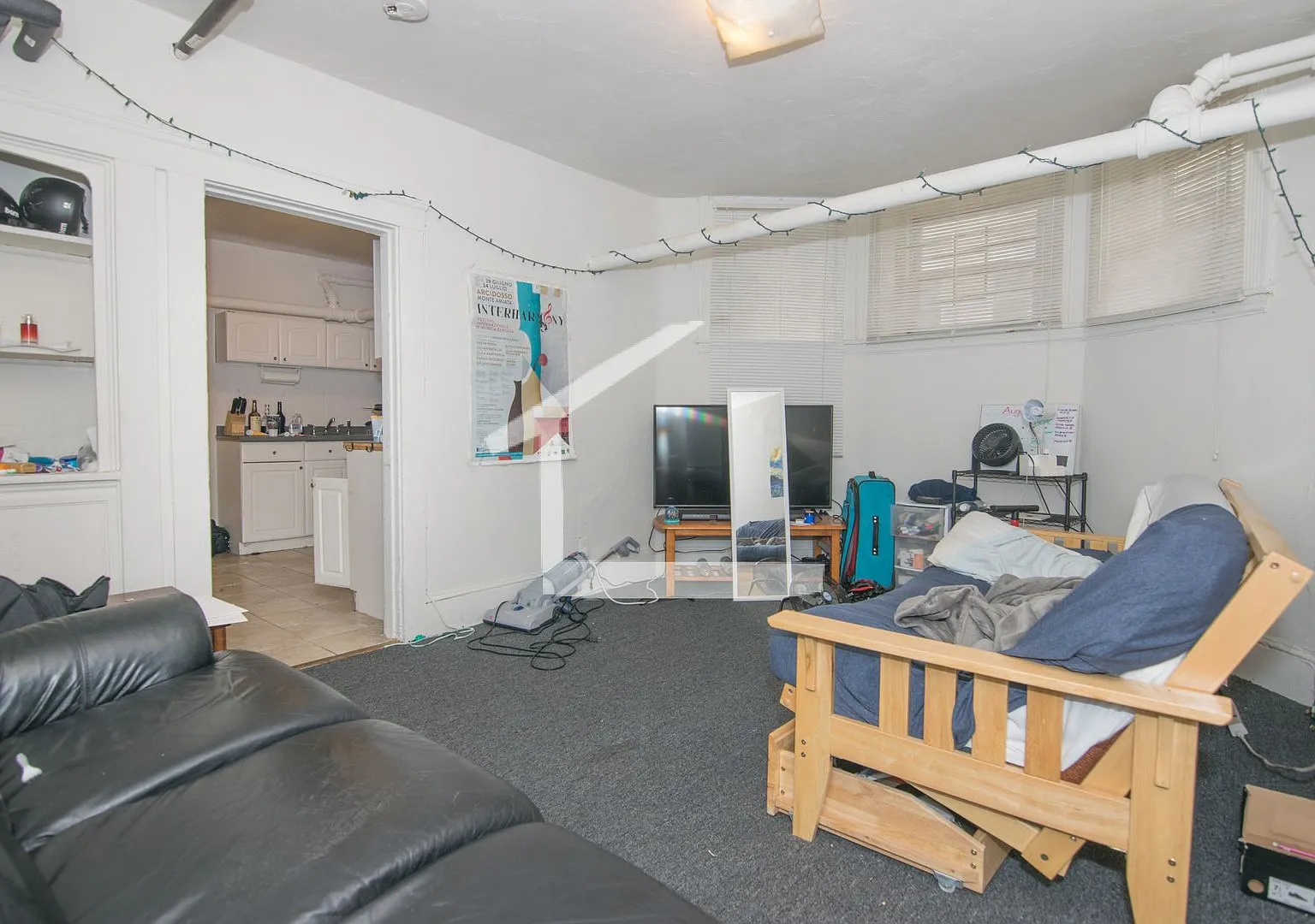 Packards Corner BU 4 bed 1.5 bath for 9.1 Heat Hw inc Students ok, — Photo 4