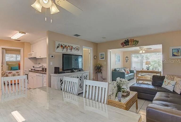 6020 Midnight Pass Rd #1 — Photo 21