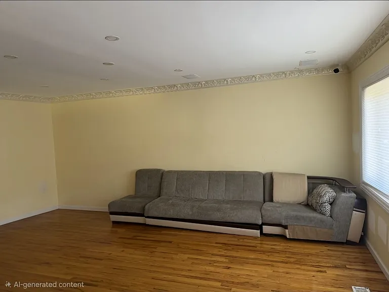 36 Maple Ct — Photo 3
