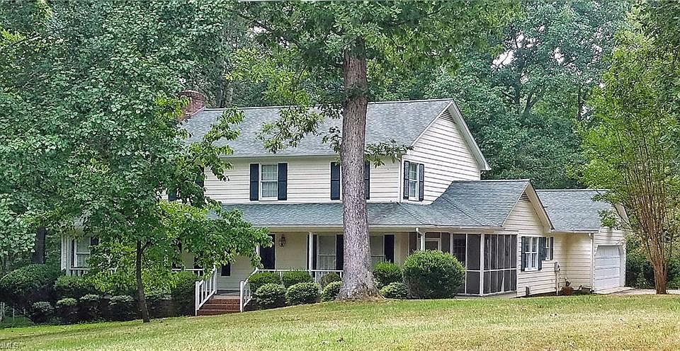 1st image of 196 Saint Andrews Dr