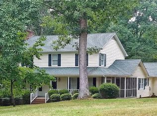 196 Saint Andrews Dr, Stoneville, NC 27048