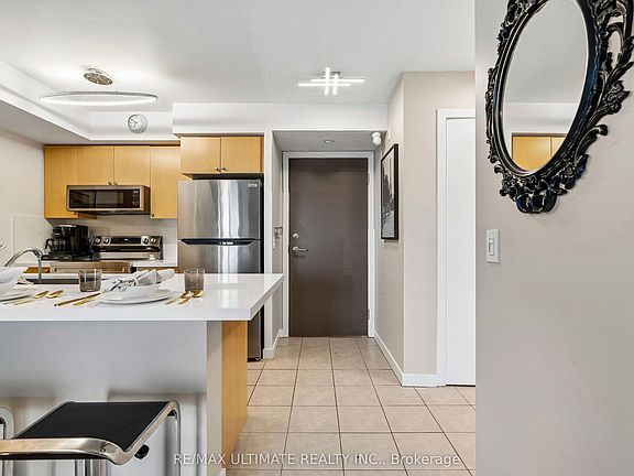 5th image of 35 Saranac Blvd #308