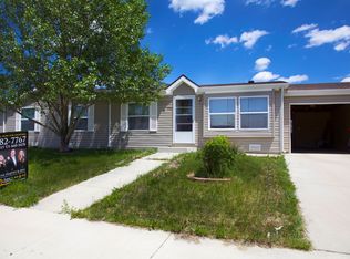 3320 Georgia Cir, Gillette, WY 82718