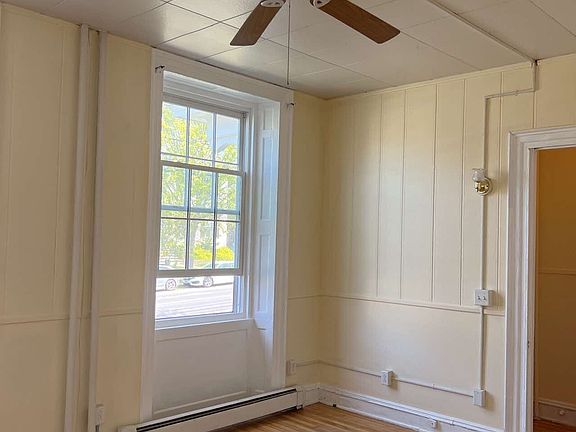 5th image of 303 Pearl St APT 1