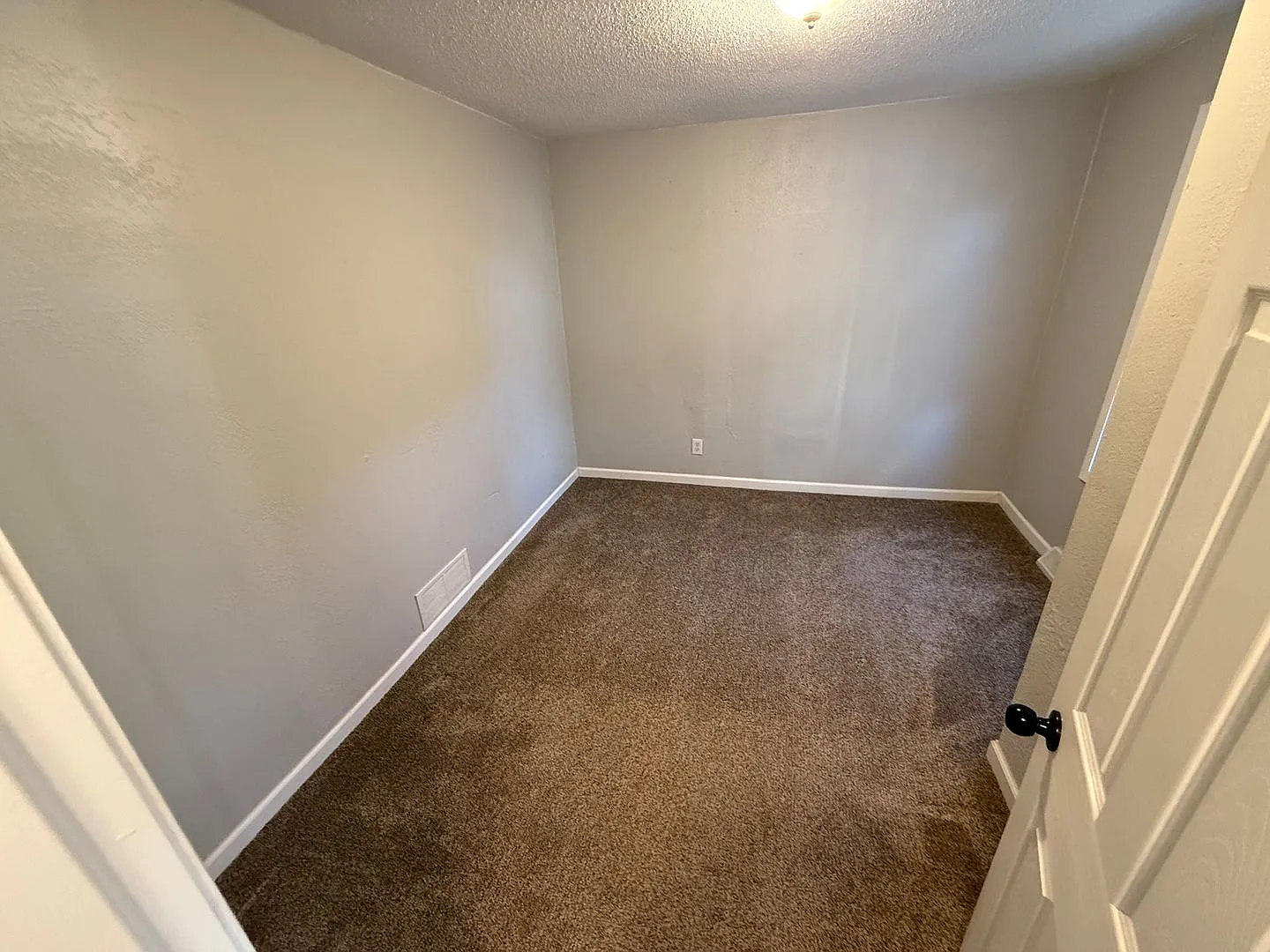 Cloquet MN - 3-bed - 1-bath - 1 - car Single Family Home — Photo 3