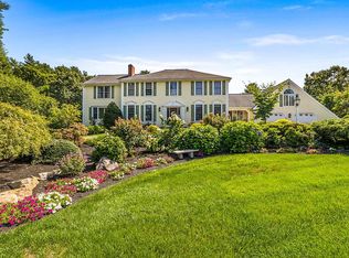 29 Myers Farm Rd, Hingham, MA 02043