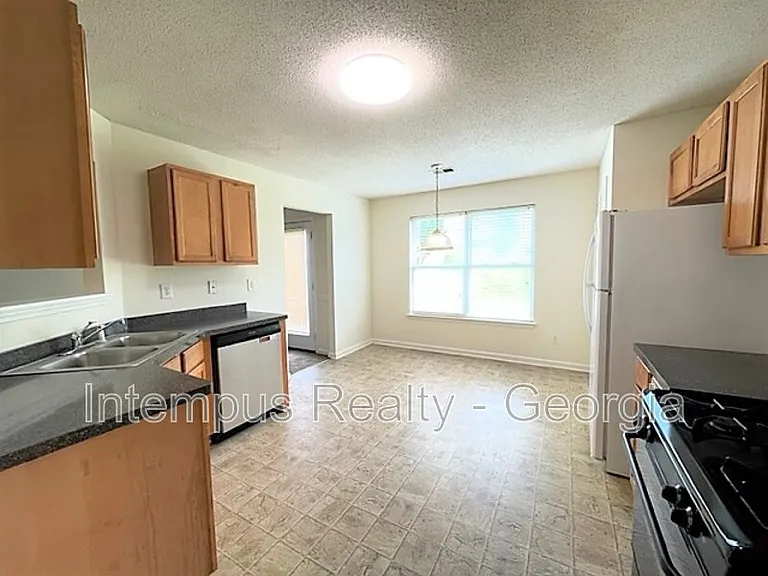 4389 Persian Ct — Photo 14