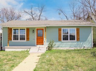 911 S Commercial Ave, Coleman, TX 76834