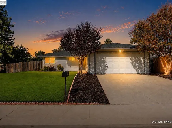 9901 Burline St, Sacramento, CA 95827