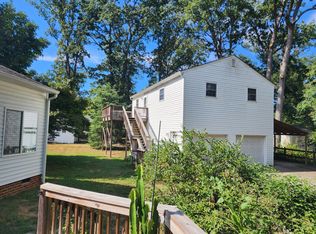 8636 McCaw Dr, North Chesterfield, VA 23235