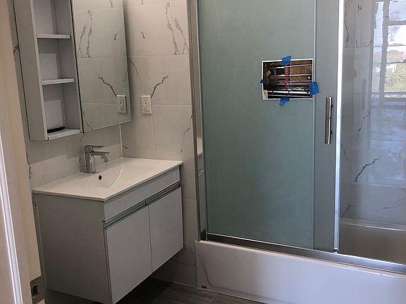 4th image of 2503 Ocean Ave