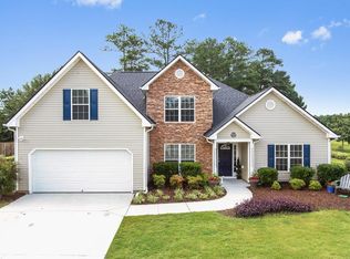 825 Winding Grove Ln, Loganville, GA 30052