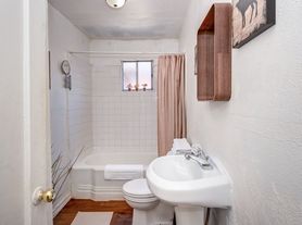 701 Alamo Ave, Richmond, CA