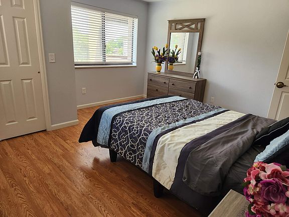 5th image of 4475 Laguna Pl APT 203