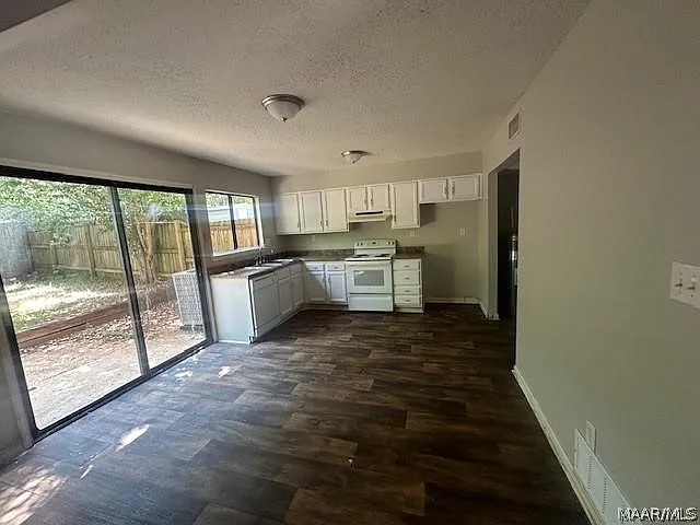 3 bed, 2.0 bath, 1706 sqft, $1,050 — Photo 4