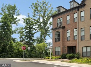 4490 Lateleaf Trl, Fairfax, VA 22030