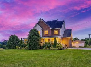 146 Hopson Rd, Johnson City, TN 37601