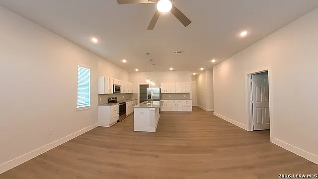 330 E Carson St #1102 — Photo 10
