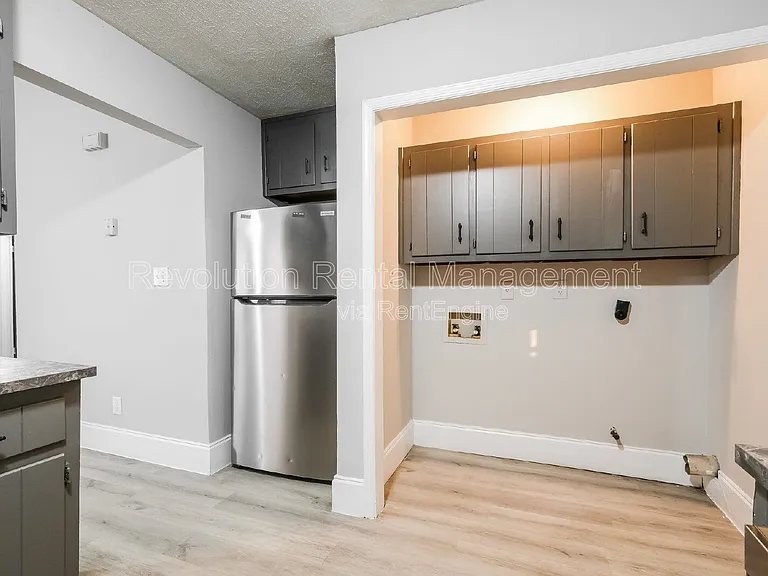 1158 Pinedale Cir NW — Photo 10