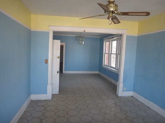 5th image of 5041 W 22nd Pl