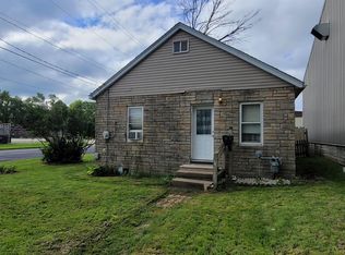 310 E McClure Ave, Bartonville, IL