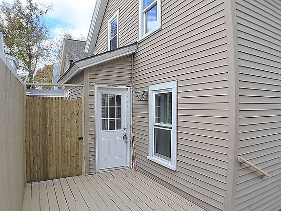 3rd image of 47 E Otterson St