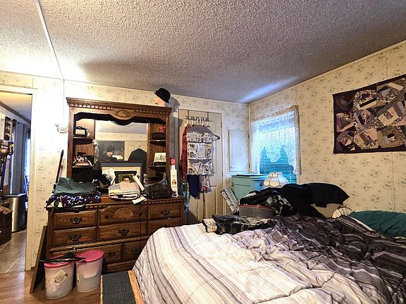 5th image of 1035 Airline Road