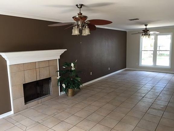 2nd image of 13934 Suntan Ave