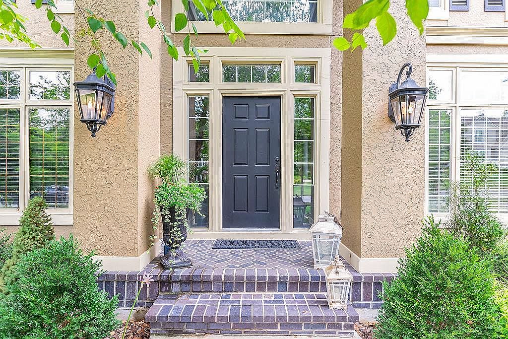 15216 Ironhorse Cir, Leawood, KS 66224 Zillow