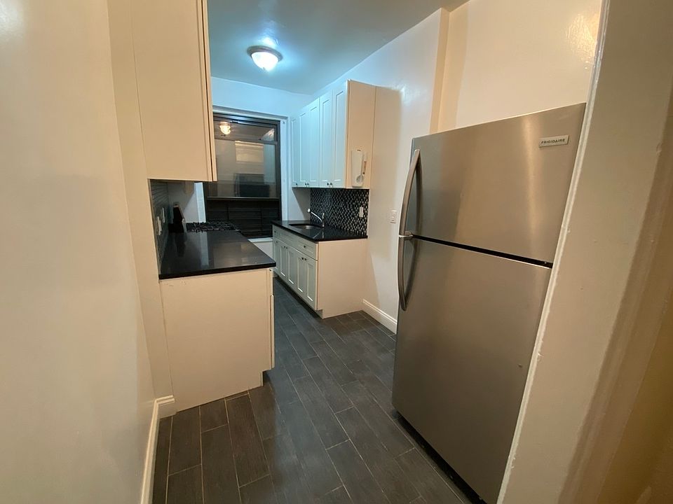 1st image of 87-40 Elmhurst Ave #3088