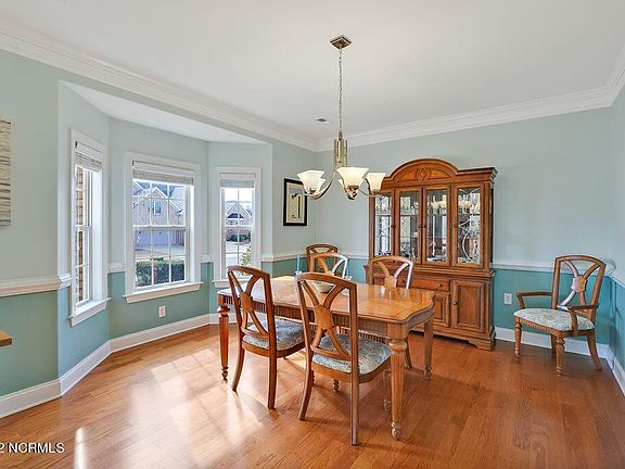 3rd image of 3421 Guyton Ln