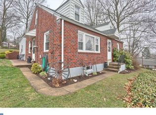 24 Spruce St, Mohnton, PA 19540