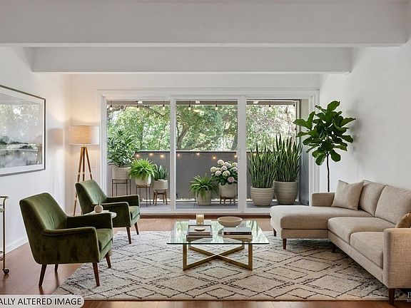 4th image of 320 Via Casitas #111