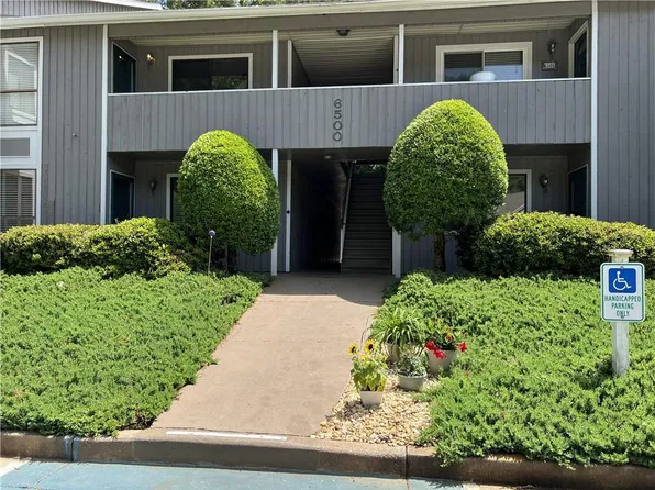 6513 Woodmont Blvd, Peachtree Corners, GA 30092