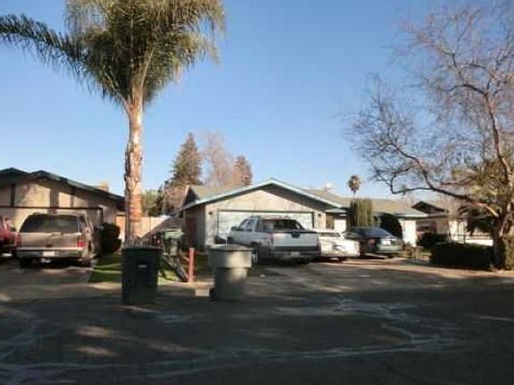 4th image of 1920 W Robin Ave