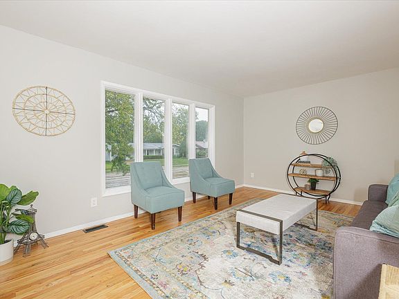 4th image of 1454 Kingsford Dr