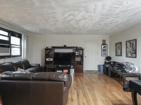 160-54 Willets Point Boulevard image 3 of 17