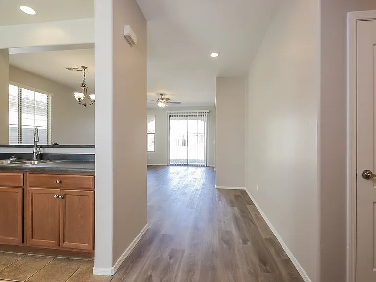 21038 E Tierra Grande — Photo 4