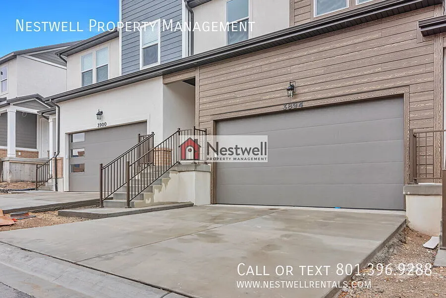 Beautiful and modern townhome in Lehi! — Photo 2