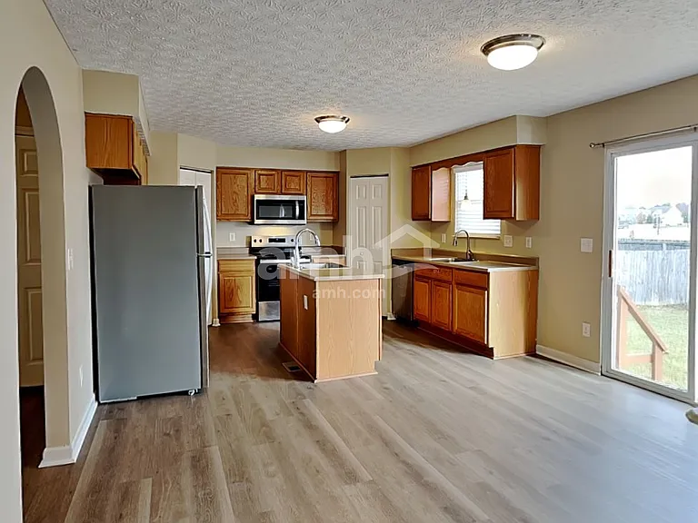 5568 Conn House Dr — Photo 4