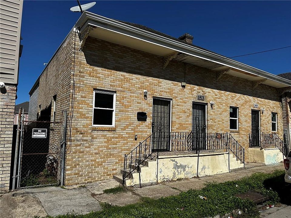 1st image of 2429 Clara St